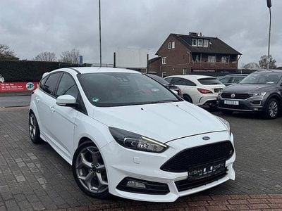 Usata Ford Focus ST-Line 250 CV (183 kW) 2018 Bianco Berlina