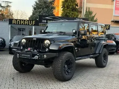 Usata Jeep Wrangler Unlimited Sahara 200 CV (147 kW) 2014 Nero SUV