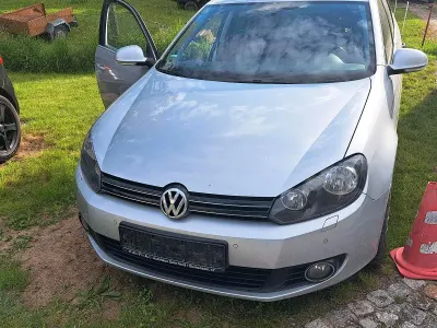 Gebraucht VW Golf VI 105 PS (77 kW) 2011 Silber Kleinwagen