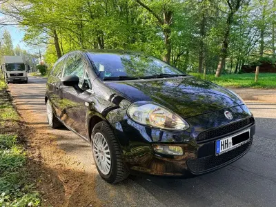 Usata Fiat Punto Street 69 CV (50 kW) 2014 Nero Utilitaria