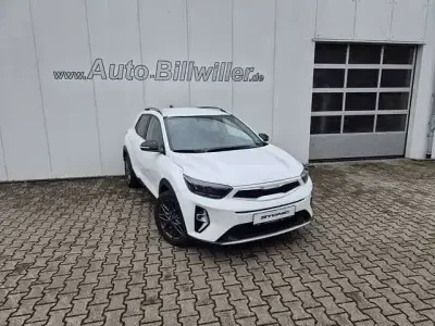 Używany Kia Stonic 101 KM (74 kW) 2025 Biały SUV