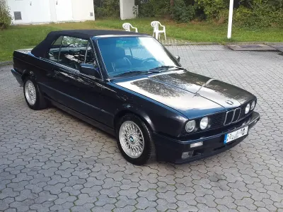 Gebraucht BMW 325 Cabriolet 170 PS (125 kW) 1992 Schwarz Cabrio