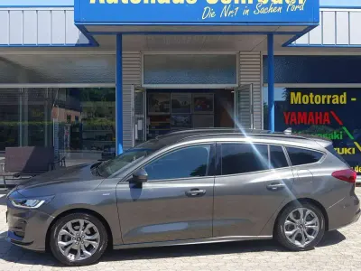 Gebraucht Ford Focus ST-Line X 155 PS (114 kW) 2025 Magneticgrau (metallic) Kombi