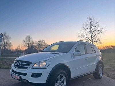 Gebraucht Mercedes ML280 190 PS (139 kW) 2008 Weiß SUV