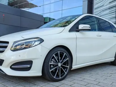 Gebraucht Mercedes B220 177 PS (130 kW) 2018 Weiß Kleinwagen