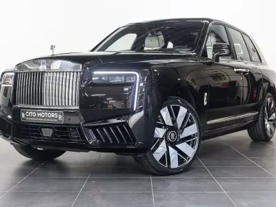 Nuova Rolls Royce Cullinan 544 CV (400 kW) 2026 Marrone SUV