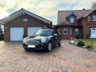 Schwarz Gebraucht 2004 Mini ONE Kleinwagen | 1.750 € (Fairer Preis)