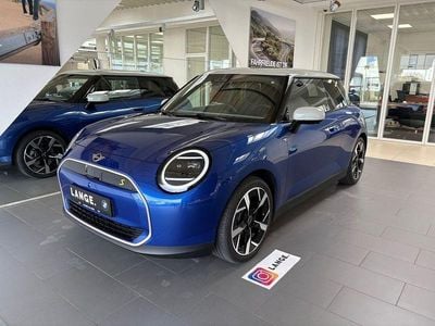 Gebraucht Mini Cooper SE 160 kW (218 PS) 2025 Blazing blue Kleinwagen