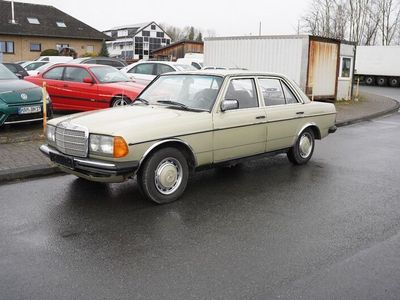 gebraucht Mercedes 240 D mit Automatik! , H-Kennzeichen!