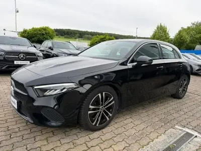 Gebraucht Mercedes A180 116 PS (85 kW) 2025 Limousine