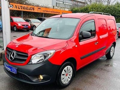 Begagnad Mercedes Citan 111 110 HK (80 kW) 2018 Röd Minibuss