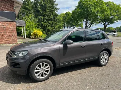 Gebraucht VW Touareg 245 PS (180 kW) 2012 Grau SUV