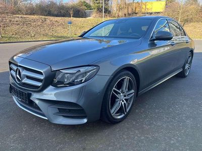 Gebraucht Mercedes E220 AMG line 194 PS (142 kW) 2018 Selenitgrau  metalliclack Limousine