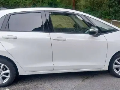Käytetty Honda Jazz Executive 98 HP (72 kW) 2020 Valkoinen Viistoperä