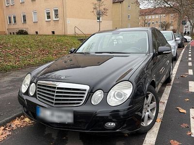 Mercedes E200