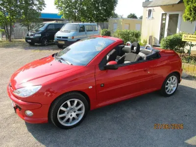 Gebraucht Peugeot 206 CC 109 PS (80 kW) 2006 Rot Cabrio