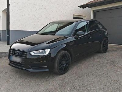 Second-hand Audi A3 Sportback Attraction 125 CP (91 kW) 2016 Negru Hatchback