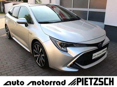 Usata Toyota Corolla Lounge 152 CV (111 kW) 2019 Argento Station wagon