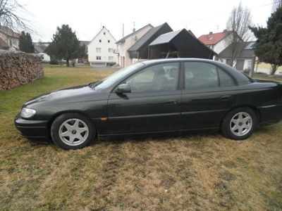 gebraucht Opel Omega B 2,2 V94 Tüv bis 09.2024 Zylinderkopfdichtung defekt