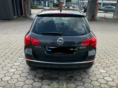 Usata Opel Astra 110 CV (80 kW) 2015 Station wagon