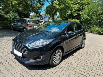 Gebraucht Ford Fiesta SYNC Edition 101 PS (74 kW) 2015 Schwarz Kleinwagen