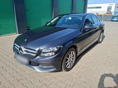 Gebraucht Mercedes C180 156 PS (114 kW) 2014 Andere farben Limousine