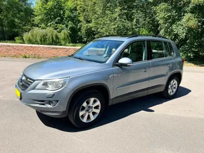 Gebraucht VW Tiguan 170 PS (125 kW) 2009 Silber SUV