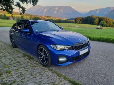 Używany BMW 320 M Sport 190 KM (139 kW) 2019 Niebieski Kombi