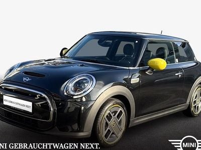 Gebraucht Mini Cooper Essential 135 kW (184 PS) 2023 Schwarz Kleinwagen