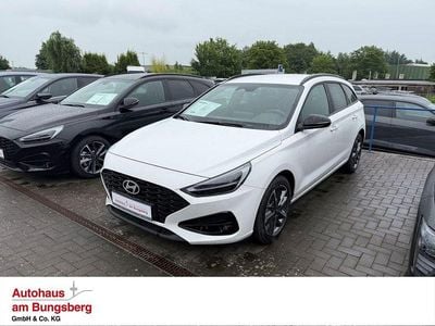 Weiss Neu 2025 Hyundai i30 Advantage Kombi | 26.490 € (Etwas zu teuer)