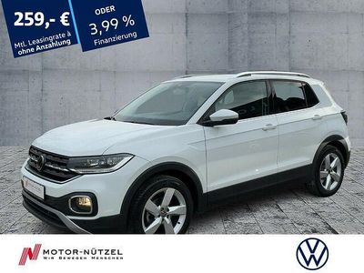 Weiß Gebraucht 2021 VW T-Cross Style SUV | 18.890 € (Etwas zu teuer)