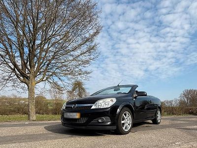 Gebraucht Opel Astra Cabriolet 140 PS (102 kW) 2007 Schwarz Cabrio