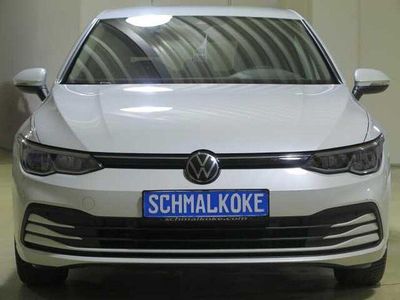 Gebraucht VW Golf VIII Life 116 PS (85 kW) 2023 Oryxweiß perlmutteffekt (metallic) Limousine