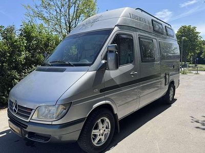 Second-hand Mercedes Sprinter 156 CP (114 kW) 2003 Argintiu Van