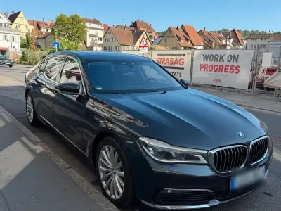 Gebraucht BMW 750L Executive 400 PS (294 kW) 2018 Schwarz Limousine