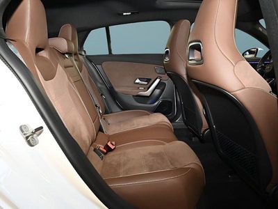 Usata Mercedes CLA250e 218 CV (160 kW) 2025 Bianco Berlina