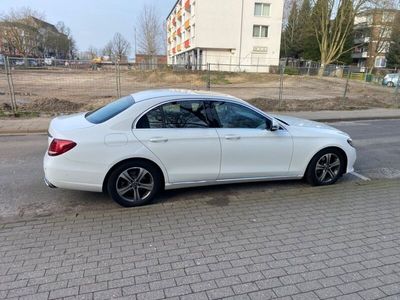 gebraucht Mercedes E220 d Autom. -