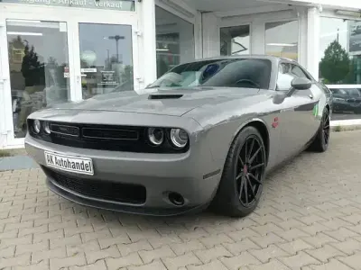 Gebraucht Dodge Challenger SXT 309 PS (227 kW) 2020 Grau Coupé