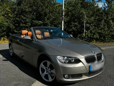 Gebraucht BMW 325 Cabriolet 218 PS (160 kW) 2007 Andere farben Cabrio
