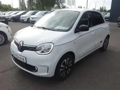 Second-hand Renault Twingo Techno 60 kW (82 CP) 2023 Alb Hatchback
