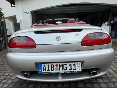 Używany MG F 120 KM (88 kW) 1999 Srebrny Kabriolet