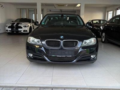 Usata BMW 318 Sport Line 143 CV (105 kW) 2009 Nero Berlina