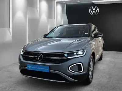 Nuova VW T-Roc IQ Drive 150 CV (110 kW) 2025 Argento SUV
