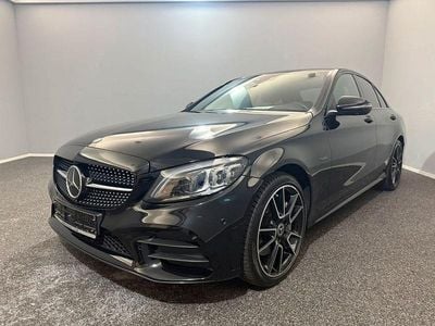 Schwarz/baltic black Gebraucht 2020 Mercedes C300e AMG line Limousine | 30.799 € (Etwas zu teuer)