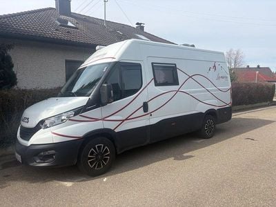 Gebraucht Iveco Daily 155 PS (114 kW) 2022 Weiß Limousine