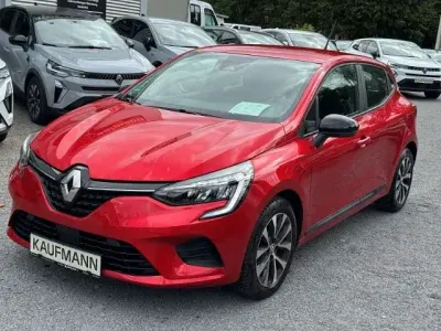 Gebraucht Renault Clio V Equilibre 91 PS (66 kW) 2023 Rot Limousine