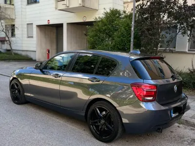 Gebraucht BMW 118 Sport Line 145 PS (106 kW) 2012 Kleinwagen