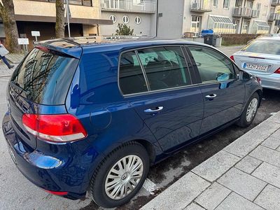Gebraucht VW Golf VI 140 PS (102 kW) 2009 Blau Kleinwagen