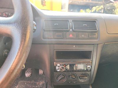 VW Golf IV