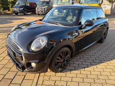 Gebraucht Mini Cooper D 147 PS (108 kW) 2018 Schwarz Kleinwagen